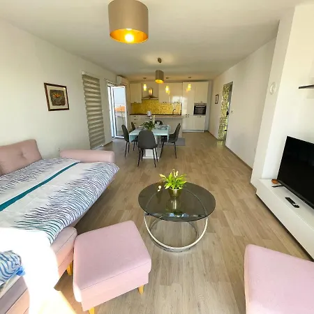 In 43213 Apartman *