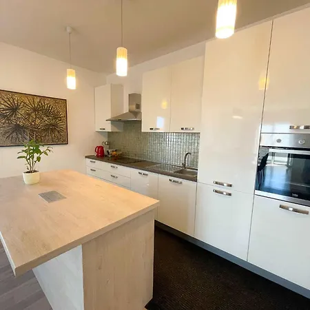 In 43213 Apartman *